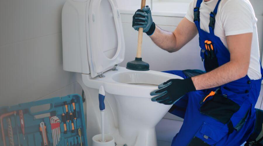 sewer line plumber in Los Banos, CA
